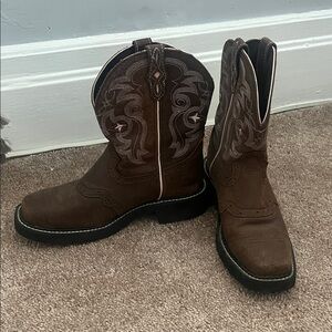 Justin Boots Brown Ankle Boots